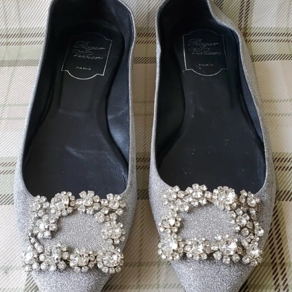 Authentic Roger Vivier Silver Glitter Ballerinas Size 38